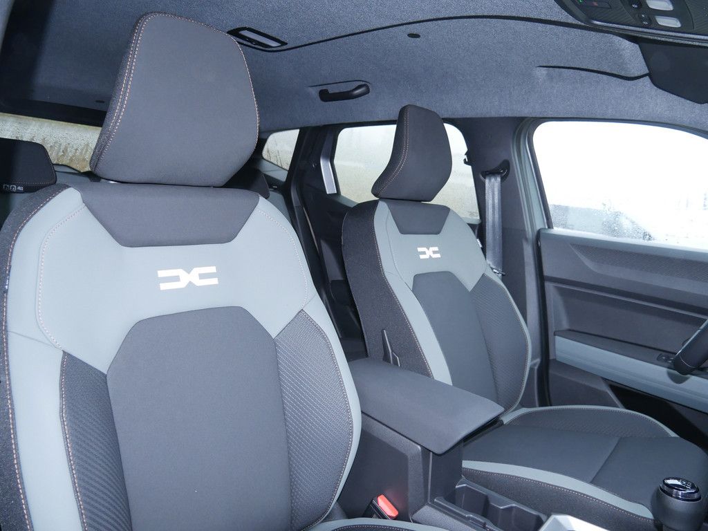 Fahrzeugabbildung Dacia Duster Extreme TCe 130 2WD NEUES MODELL