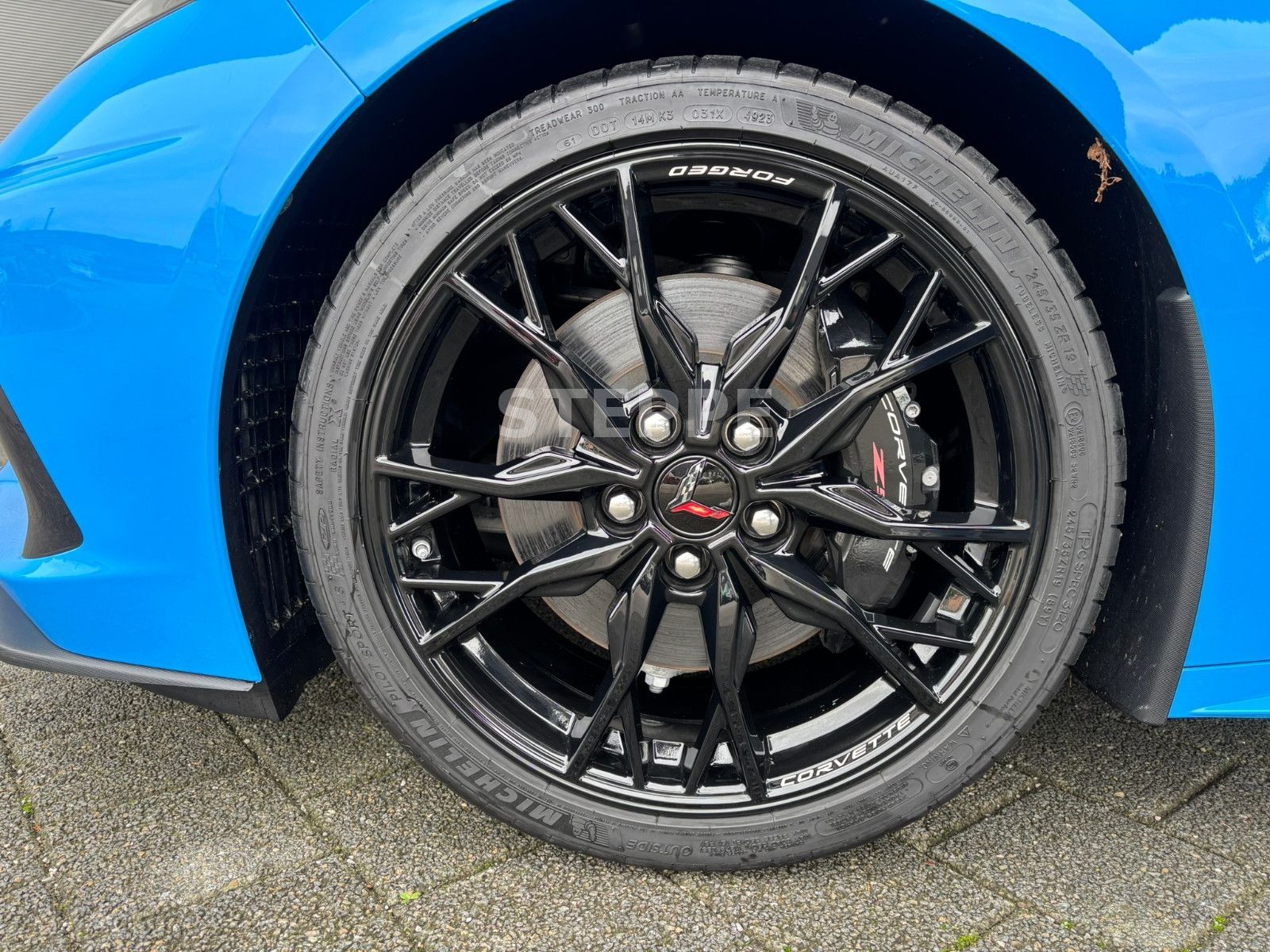 Corvette C8 Stingray Convertible 3LT Europamodell STEPPE