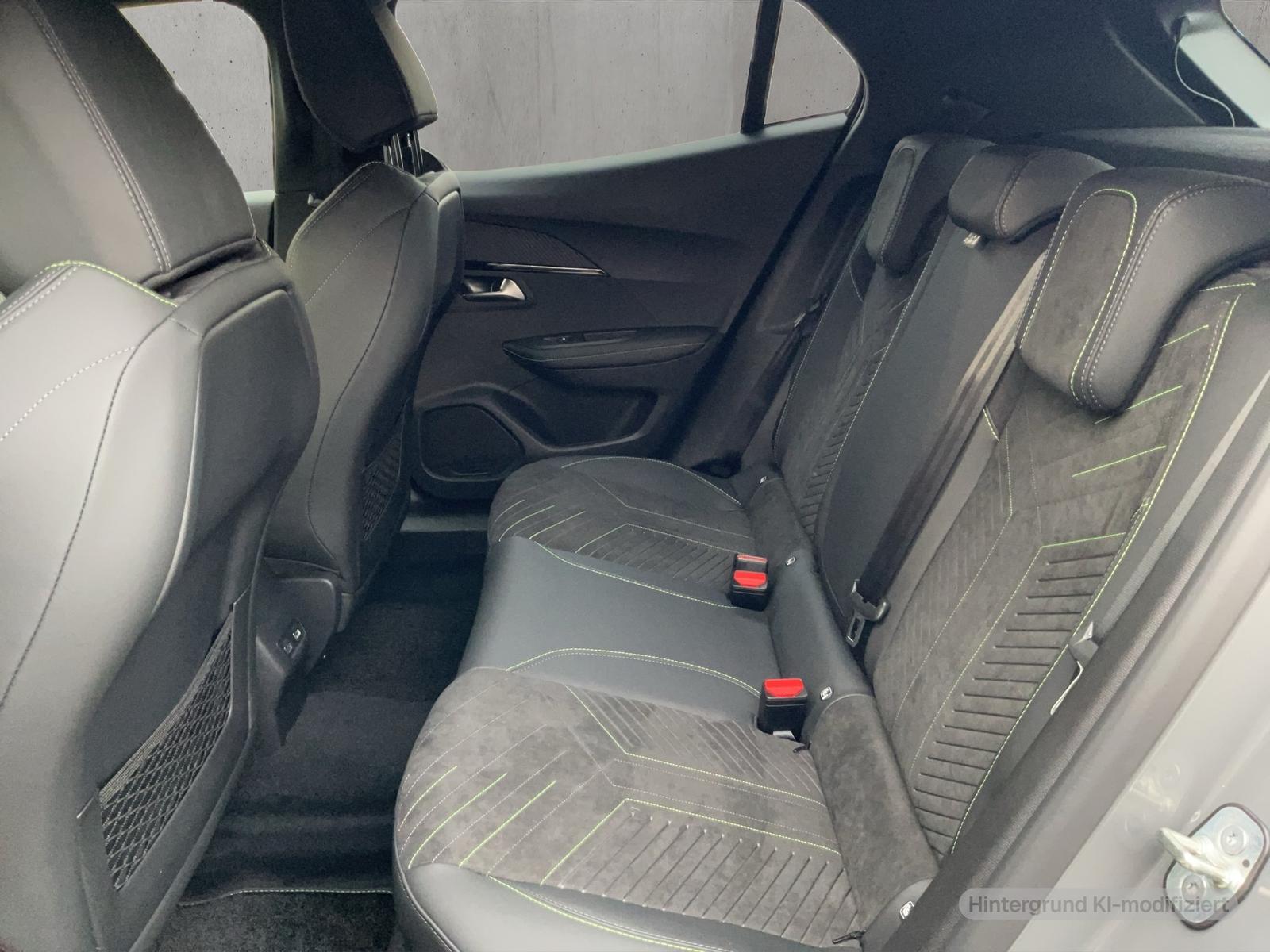 Peugeot 2008 GT PureTech 130 EAT8