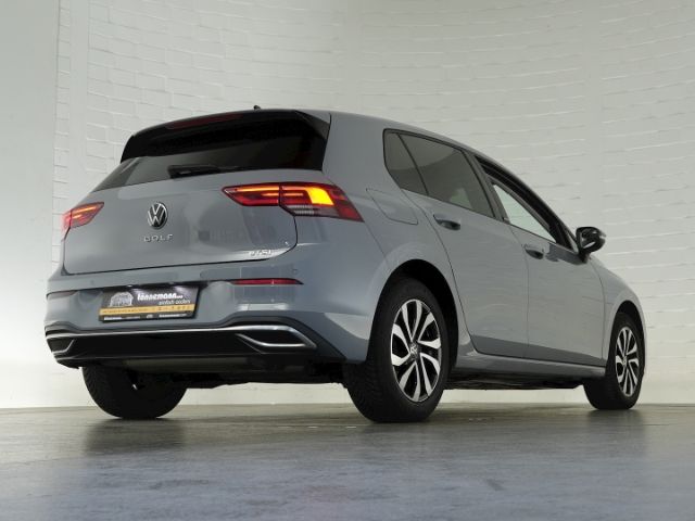 Golf VIII ACTIVE eTSI DSG MHEV+NAVI+ACC+SITZHEIZ
