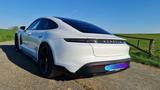 Porsche Taycan 4S Performance mit approved Garantie - scheckheftgepflegte Porsche Taycan