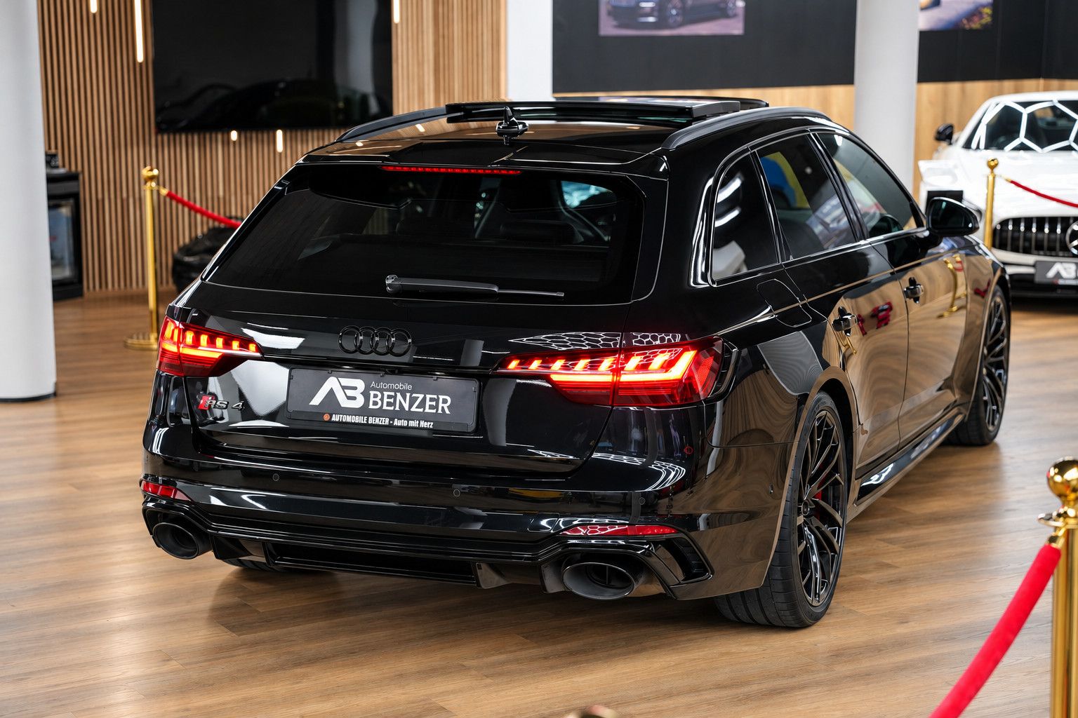 Fahrzeugabbildung Audi RS 4 2.9 TFSI *Virtual*RautenSitze*B&O*Pano*HUD
