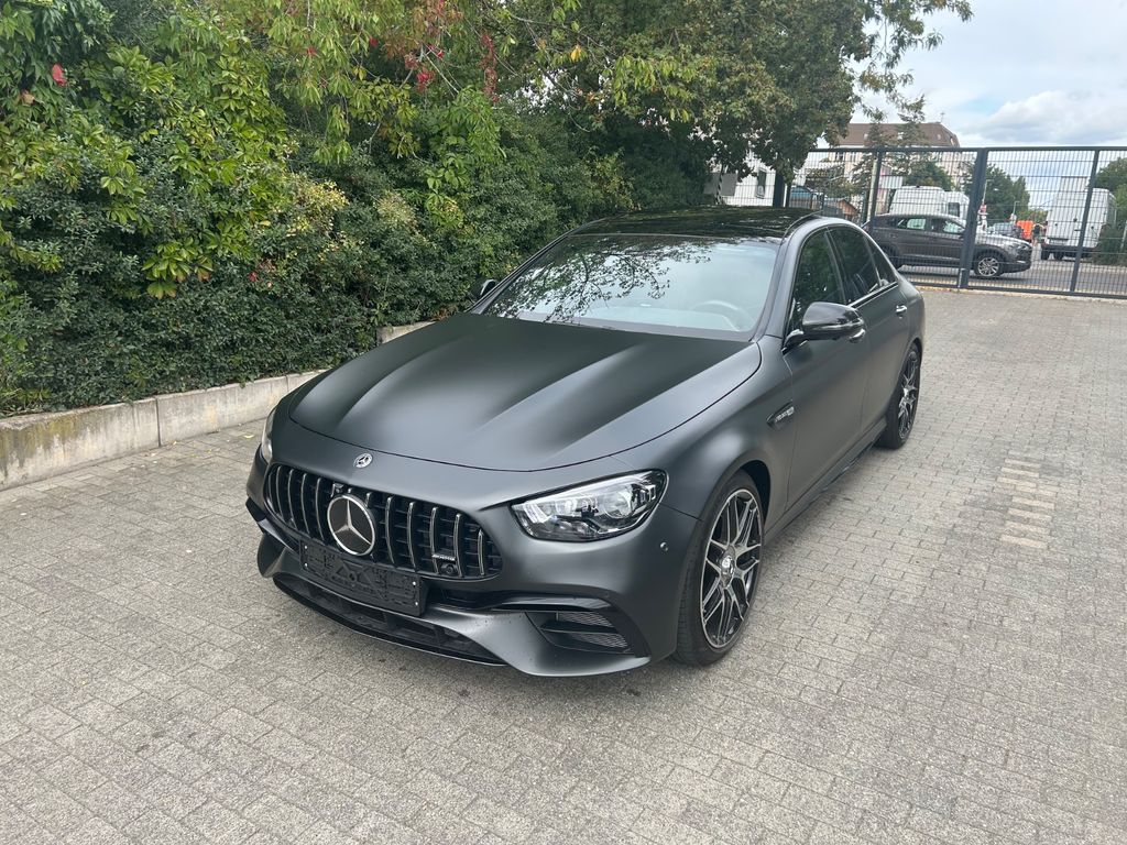 Image of Mercedes-Benz E 63 AMG