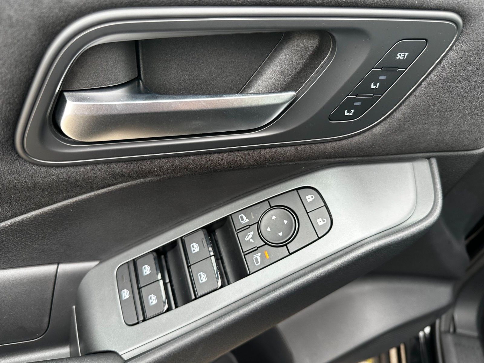 Fahrzeugabbildung Nissan Qashqai Tekna+ AHK/Leder/Pano/Bose
