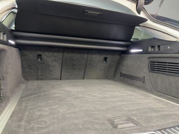 Audi A6 - 6