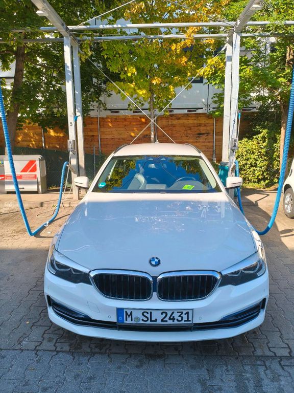 Image of BMW 520