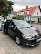 Volkswagen Sharan 2.0 TDI SCR DSG Trendline Trendline - VW Sharan Gebrauchtwagen in Frankfurt