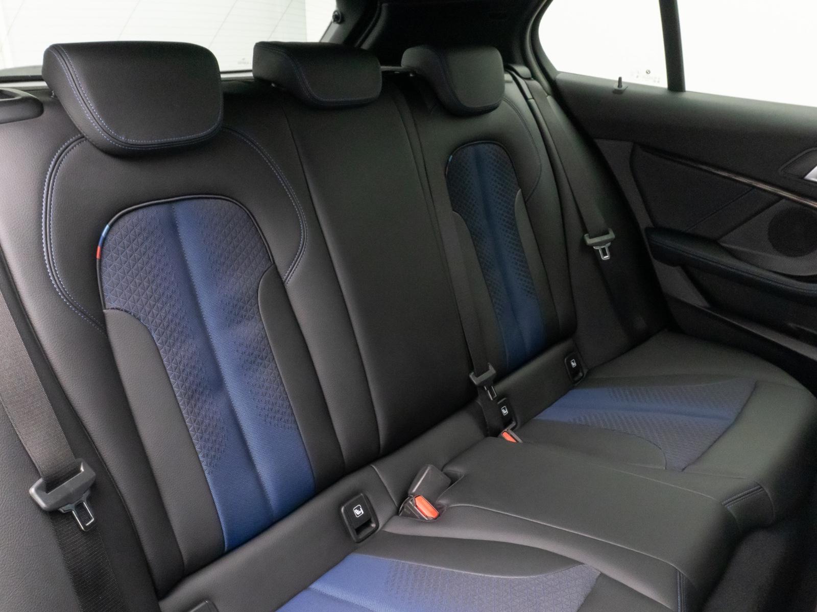 BMW 1 Series d Aut. M Sport DAB HiFi CockPitPro PDC LED, миниатюра 27