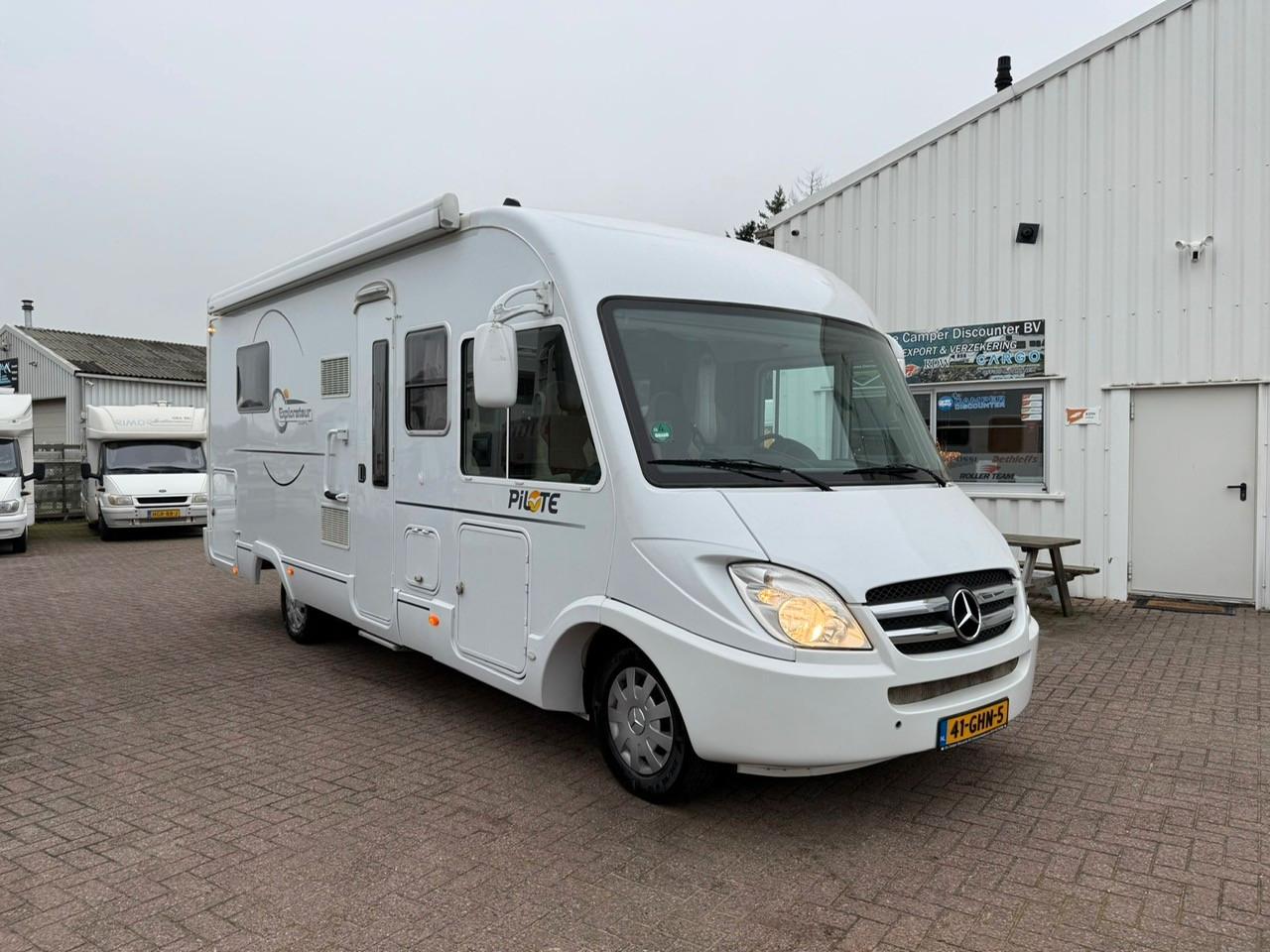 Mercedes-Benz Pilote G733 Mercedes V6 automatik