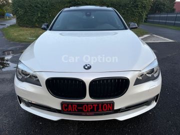 BMW 730 - 7