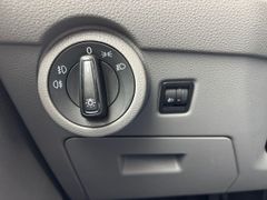 Fahrzeugabbildung Volkswagen T6.1 Transporter lang 2.0 TDI ACC+PDC+LED+STDHZG