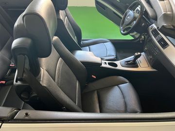 BMW 320 - 12