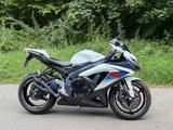 Suzuki GSX-R 750 L0 sehr wenig KM!!! Top gepflegt!! - SUZUKI GSX R K7