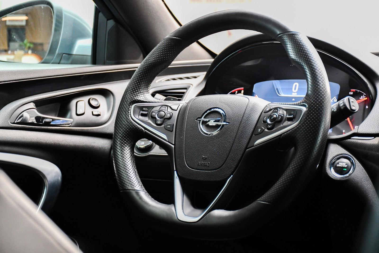 Opel Insignia A Sports Tourer Aut. OPC-Line Navi Cam