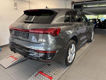 Audi Q8 e-tron - 6