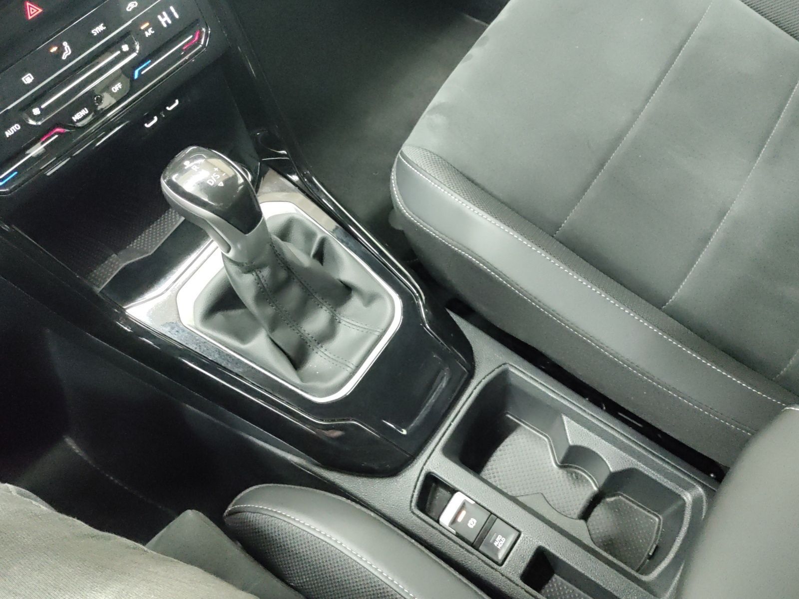 Volkswagen T-Roc - Bild 11