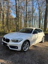 BMW 118i Sport Line *Bremsen & Service NEU*