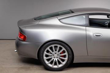 2001 Aston Martin V12 VANTAGE 缩略图 15