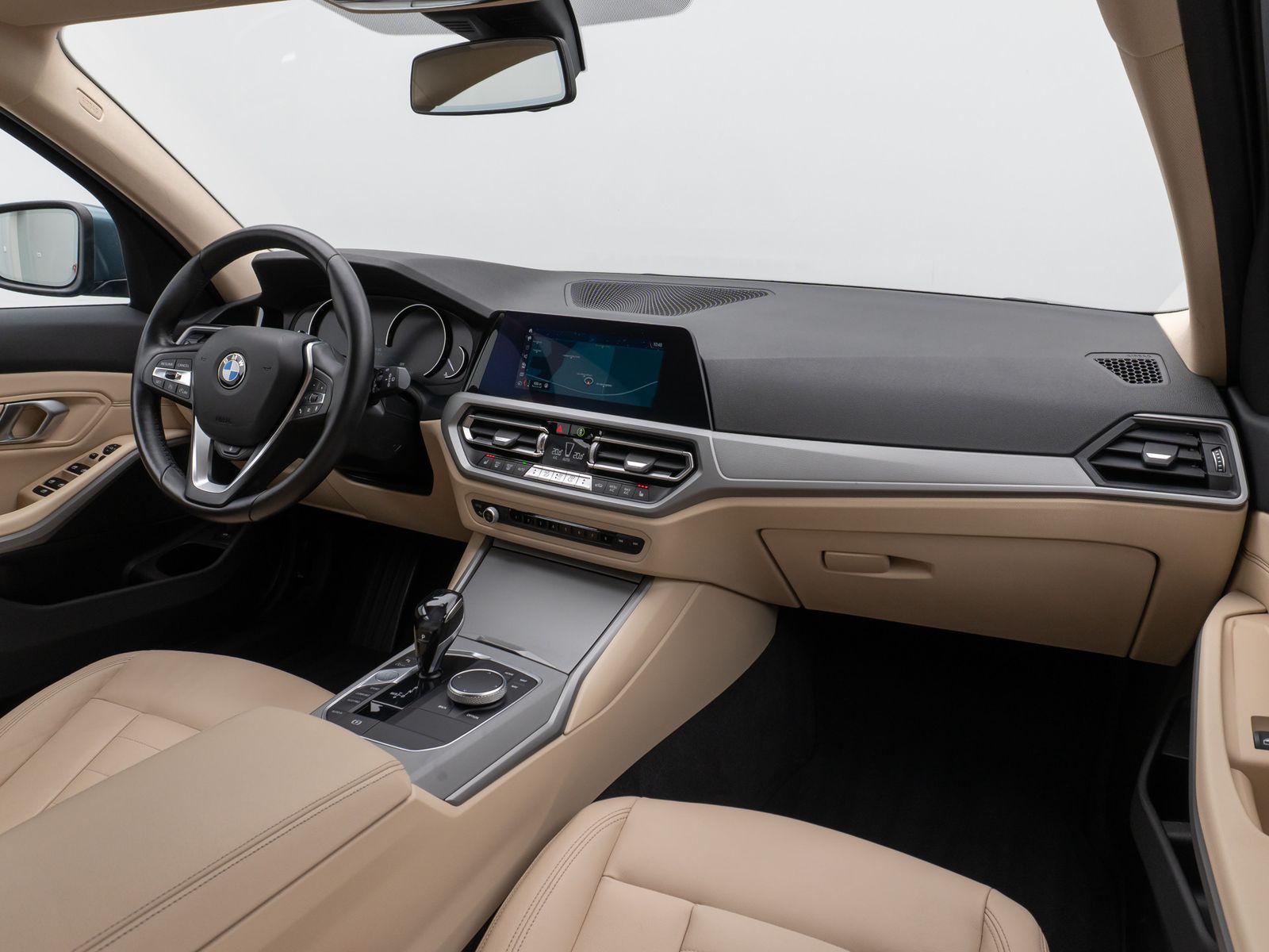 Fahrzeugabbildung BMW 320d xD CockPit+ Lenkrhzg Lordos Stndhz PDC AHK