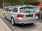 BMW 320 Baureihe 3 Touring 320d xDrive - BMW 320 aus 2011: Kombi, 320d