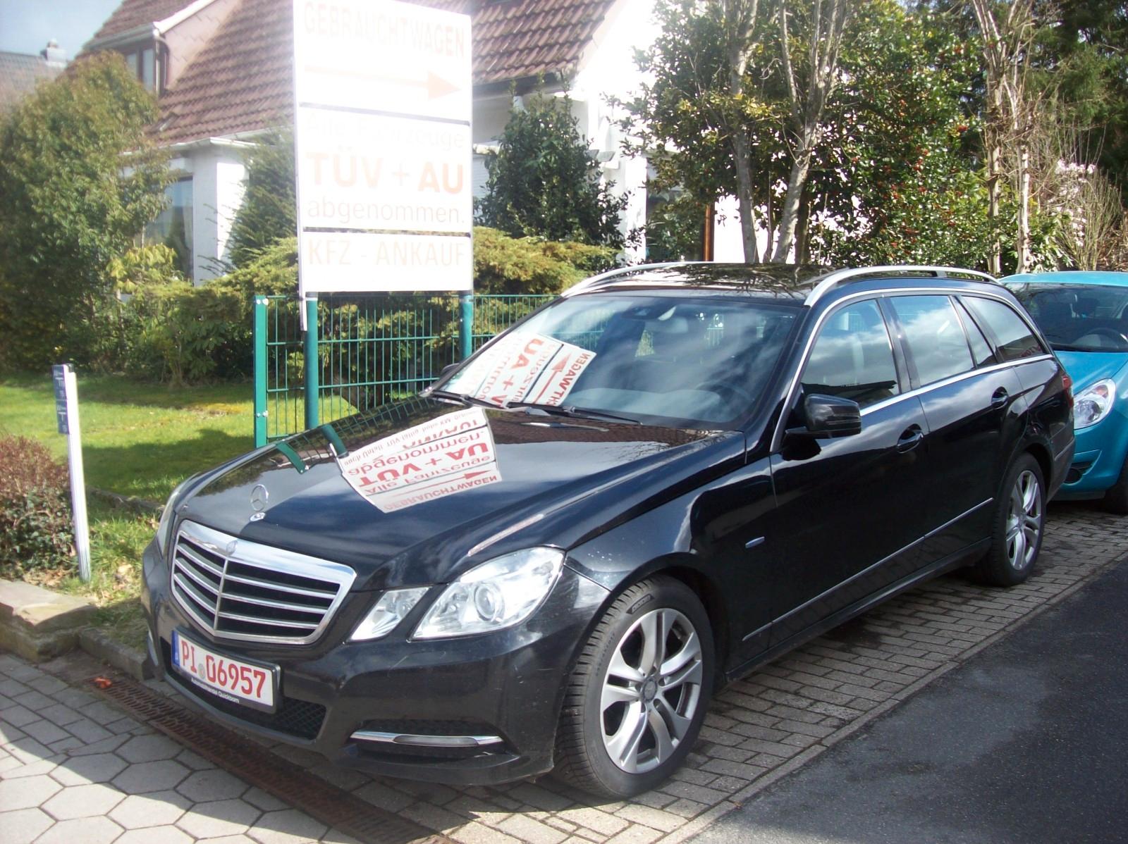 Mercedes-Benz E 220 CDI KOMBI AUTOMATIC TÜVAU NEU AHK ALU 2012