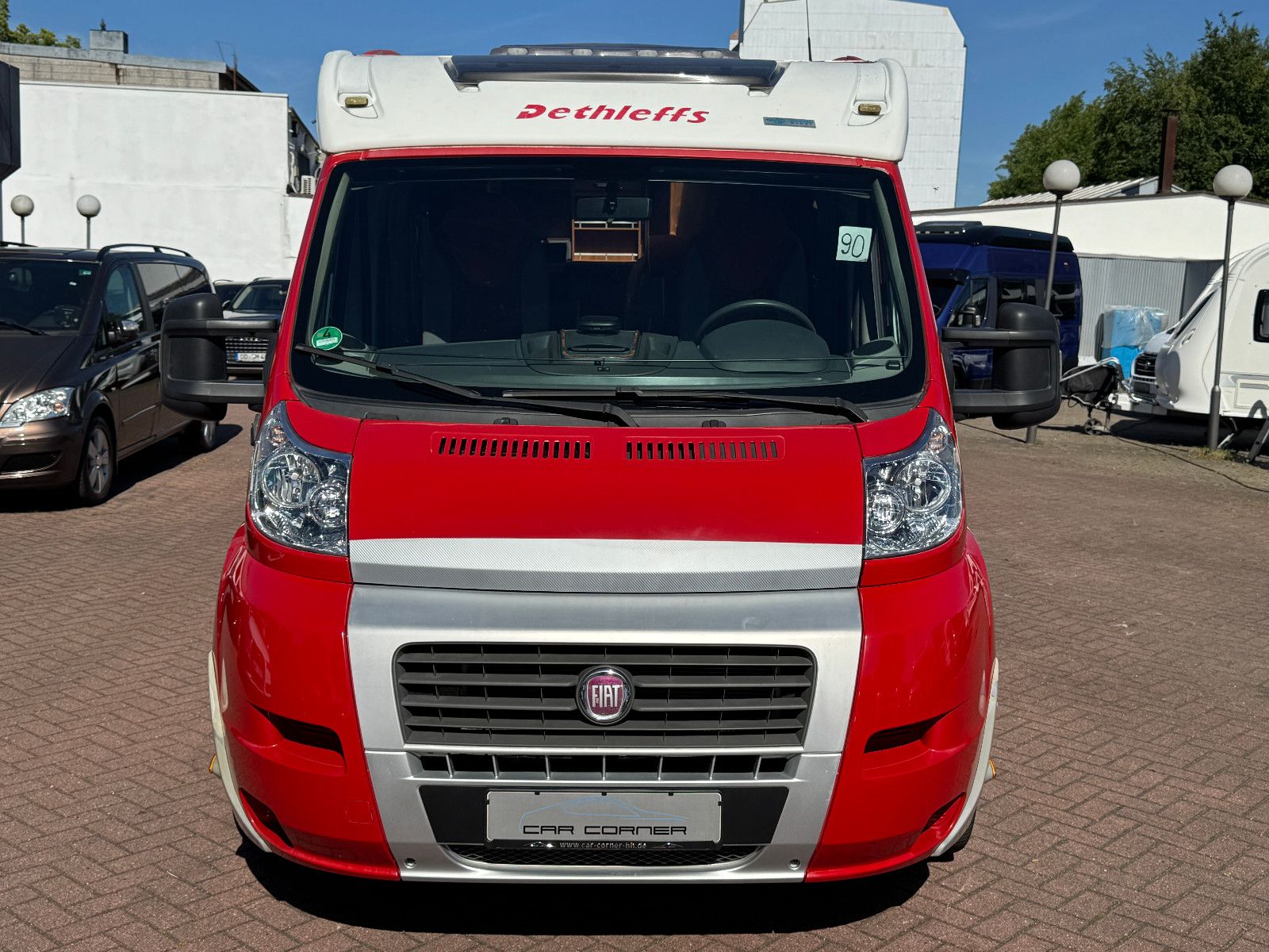 Fahrzeugabbildung Dethleffs GLOBEBUS T 004 FIAT KAMERA SAT TV LUFTFEDERUNG