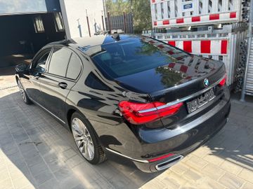 BMW 740 - 3