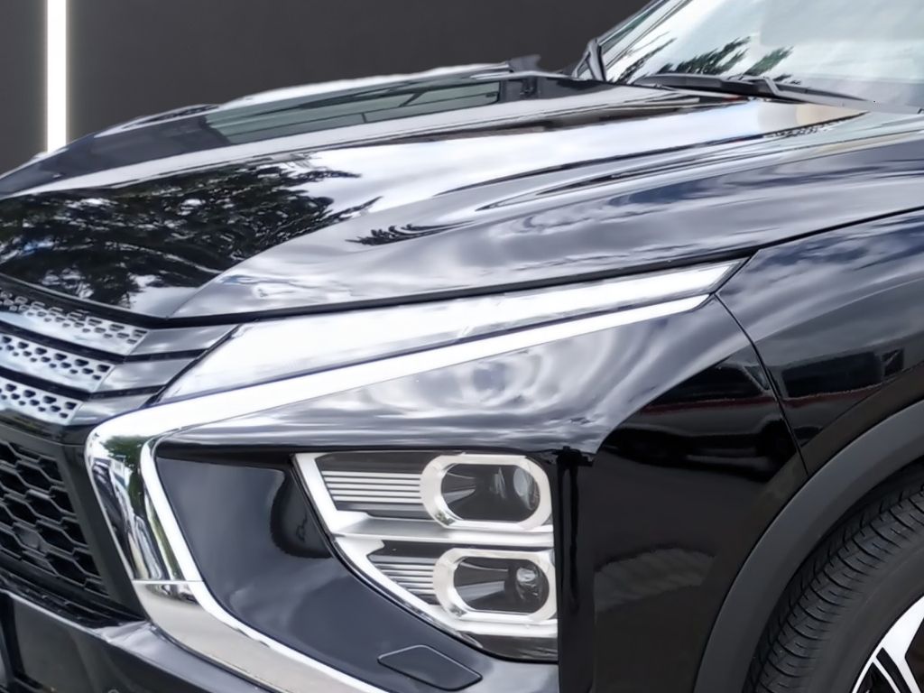 Fahrzeugabbildung Mitsubishi Eclipse Cross Plug-in Hybrid PLUS Select AHK