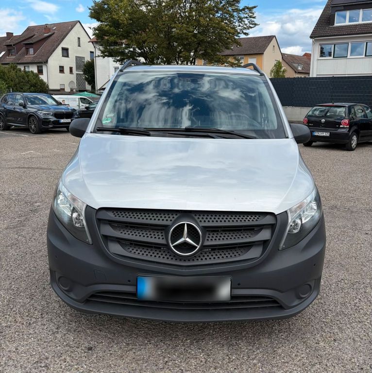Image of Mercedes-Benz Vito
