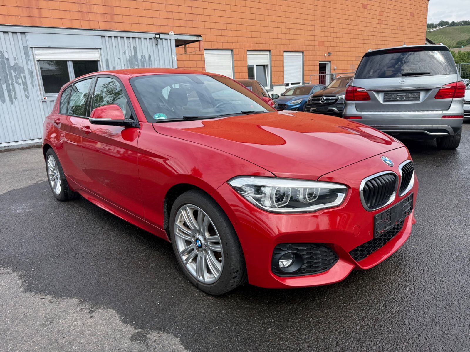 BMW 120