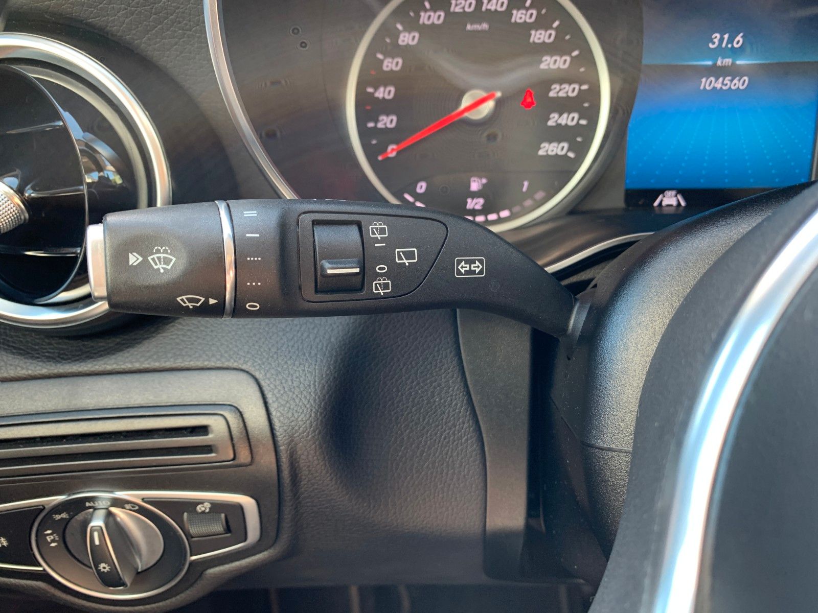 Mercedes-Benz GLC 300e 4Matic Exclusive Luft AHK Leder Keyless foto 23
