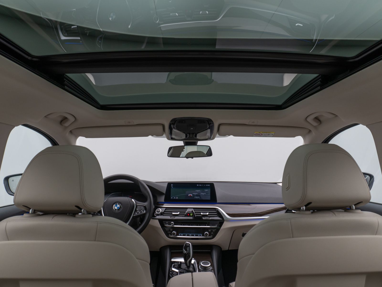 Fahrzeugabbildung BMW 540i xD Panorama 360°DAB Fernlichtassist Sport
