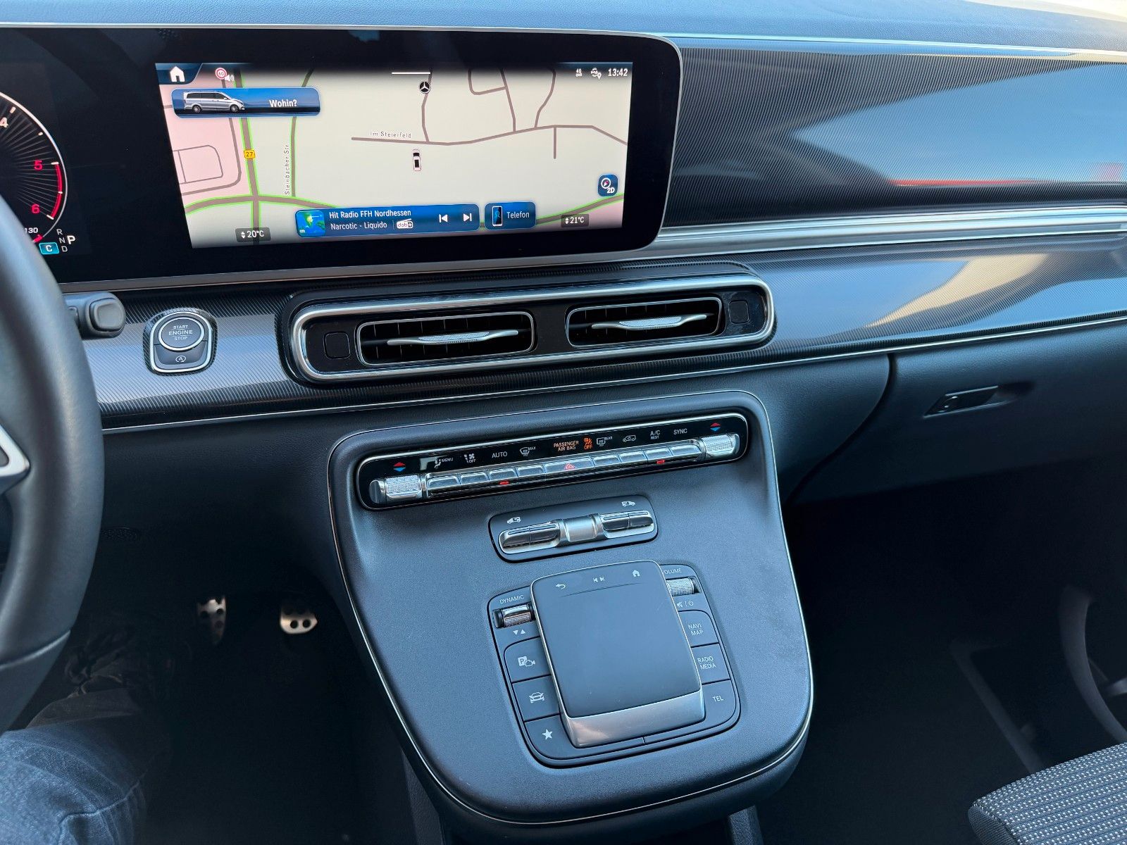 Fahrzeugabbildung Mercedes-Benz V 220 d STYLE DISTRONIC AHK2,5to 360Kamera
