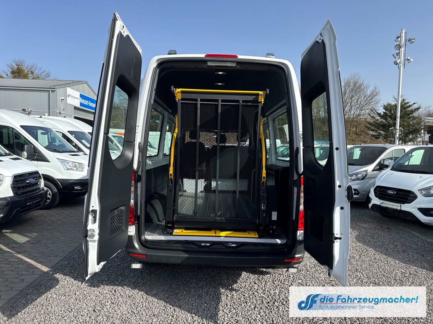 Fahrzeugabbildung Mercedes-Benz Sprinter III Tourer 311 CDI L2 DAB Tel.-Vorb. Kl