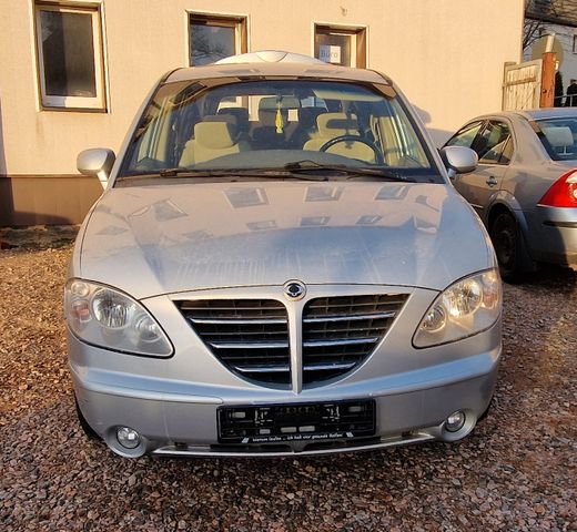 Ssangyong Rodius 270 Xdi