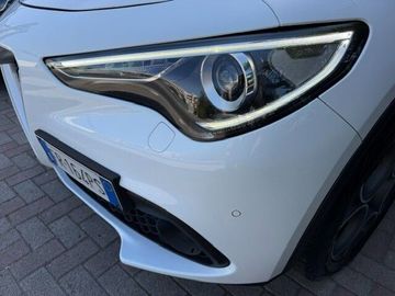 Alfa-Romeo Stelvio - 3