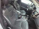 Jeep Cherokee Limited 4WD - weiße Jeep Cherokee