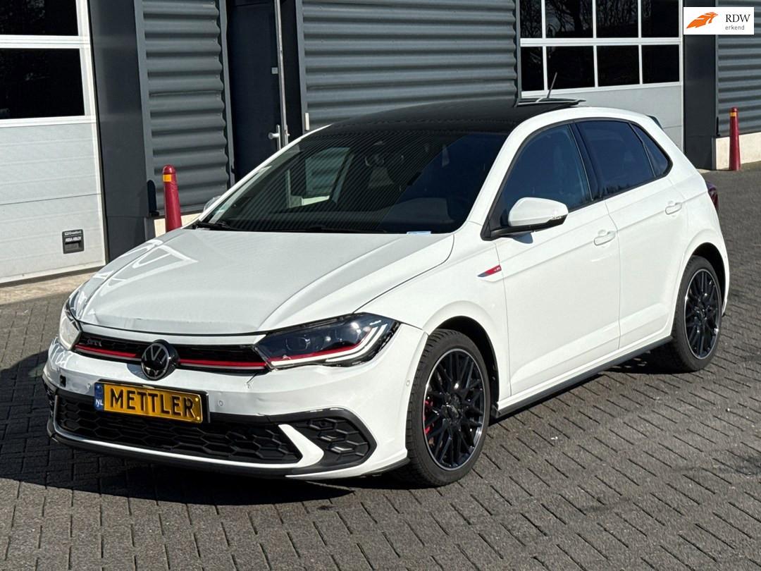 Volkswagen Polo 2.0 TSI GTI, camera, Beats audio, navigatie