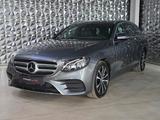 Mercedes-Benz E 300de T-Modell*AMG*NAVI*LED*PANO*BURMESTER* - Mercedes-Benz E 300: T Modell