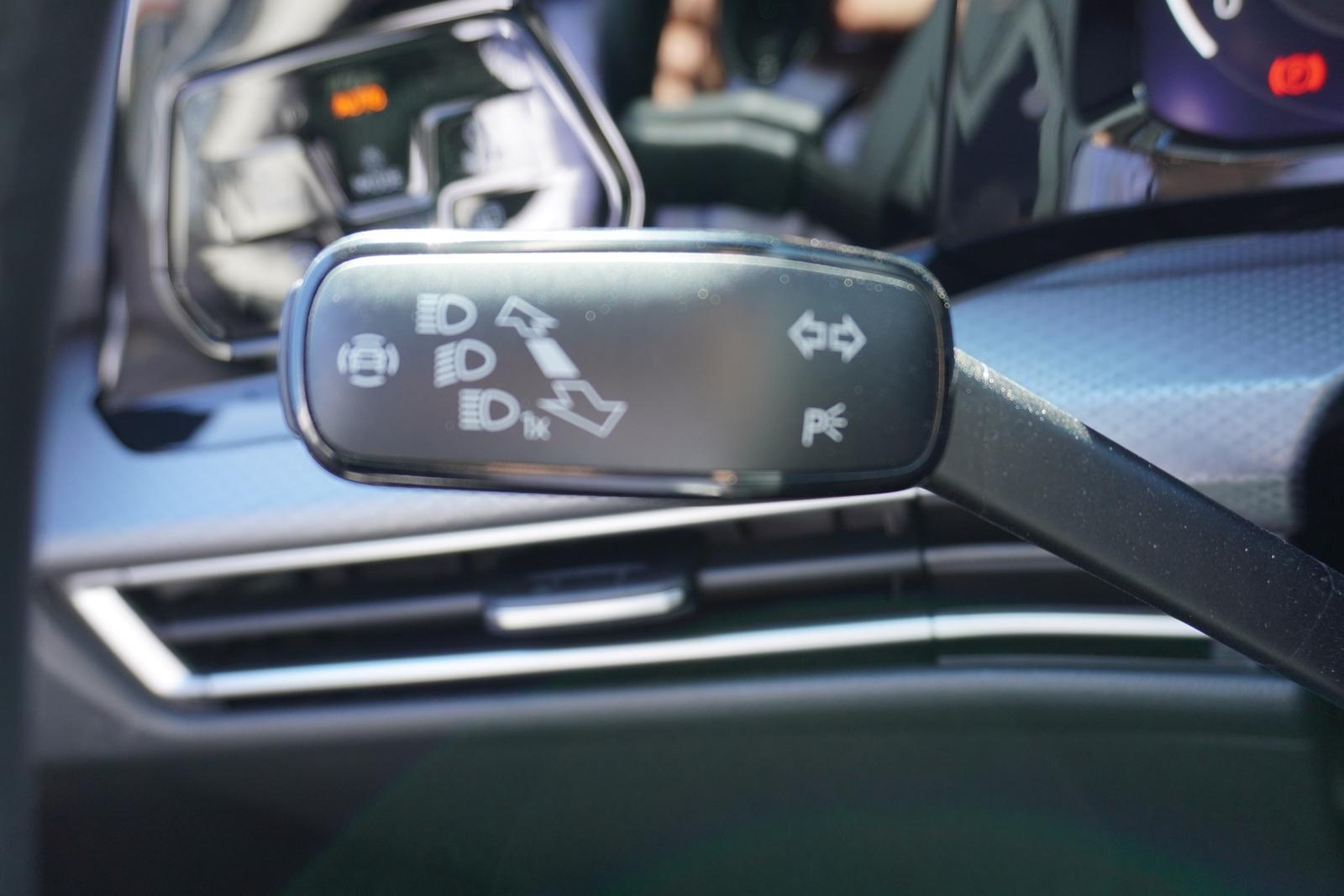 Volkswagen Golf VIII 1.5 TSI Active LED Navi ACC Head-Up, миниатюра 15