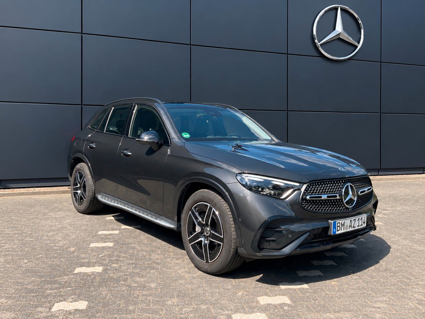 Mercedes-Benz GLC 300 e 4Matic AMG Line Panorama AHK foto 2