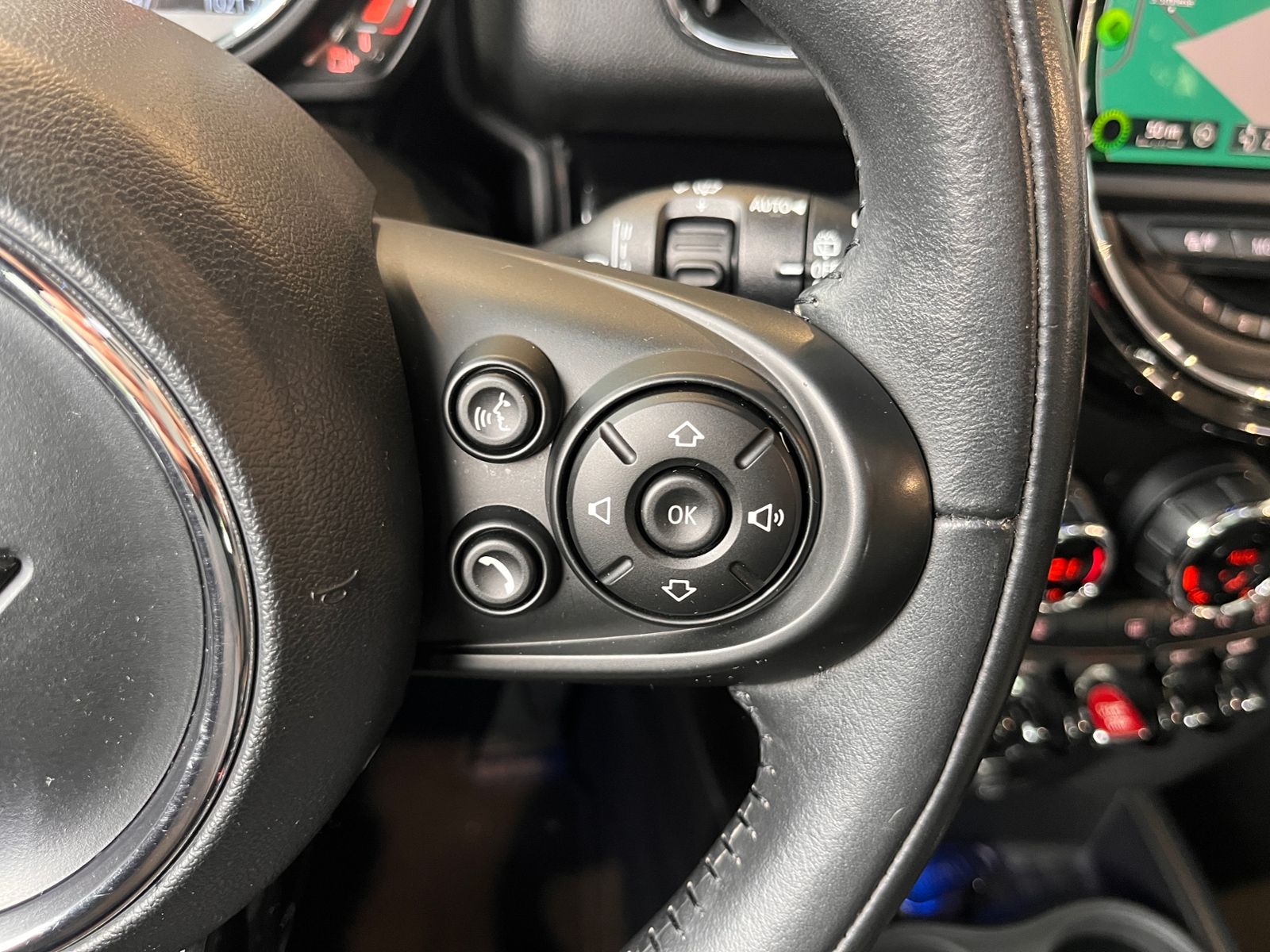 Fahrzeugabbildung MINI Countryman Cooper S LED NAVI ALU