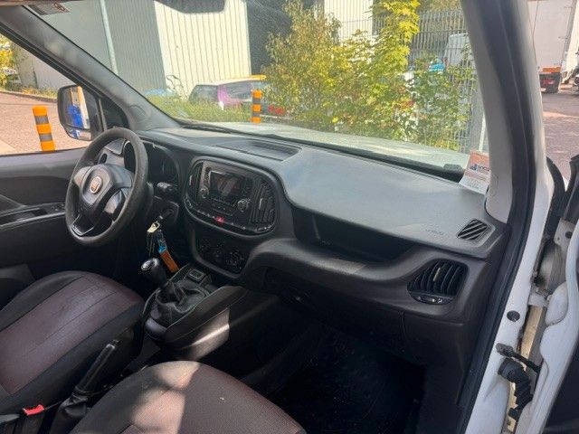 Fahrzeugabbildung Fiat Doblo Doblò SX Kasten
