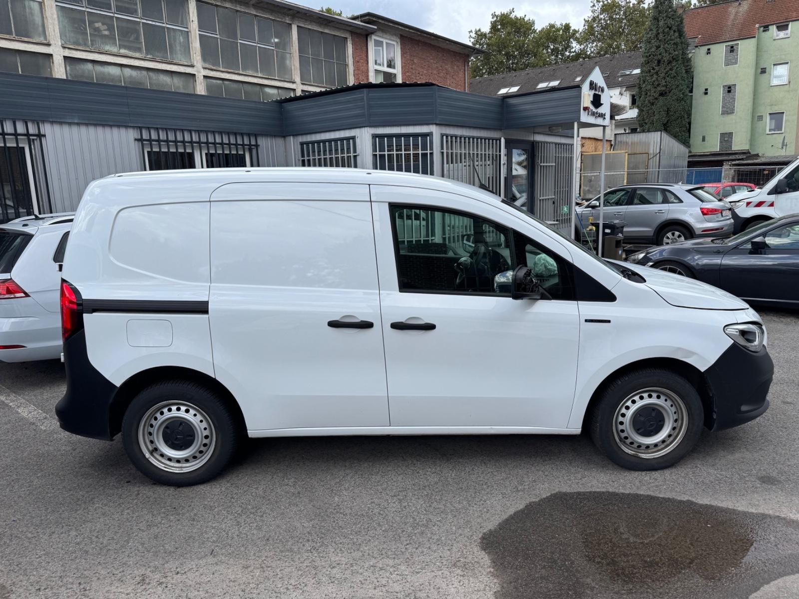 Mercedes-Benz eCitan Automatik Klimaautomatik AHK 1. Hand PDC