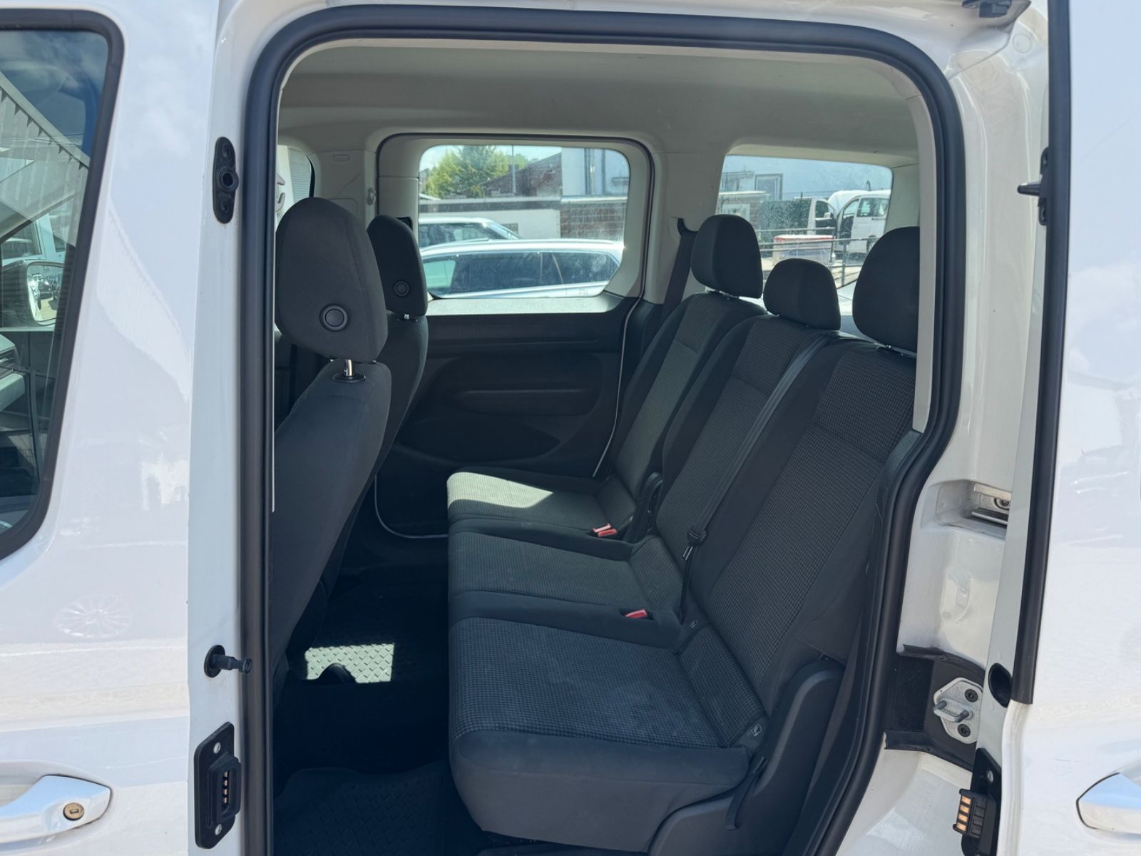 Fahrzeugabbildung Volkswagen Caddy  /AUTO-HOLD/ACC/TEMPOMAT/