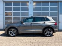 Volkswagen Tiguan 2.0 TSI DSG 4M R-LINE 1.HD LEDER AHK H-UP bei Autohaus Landmann & Maier OHG