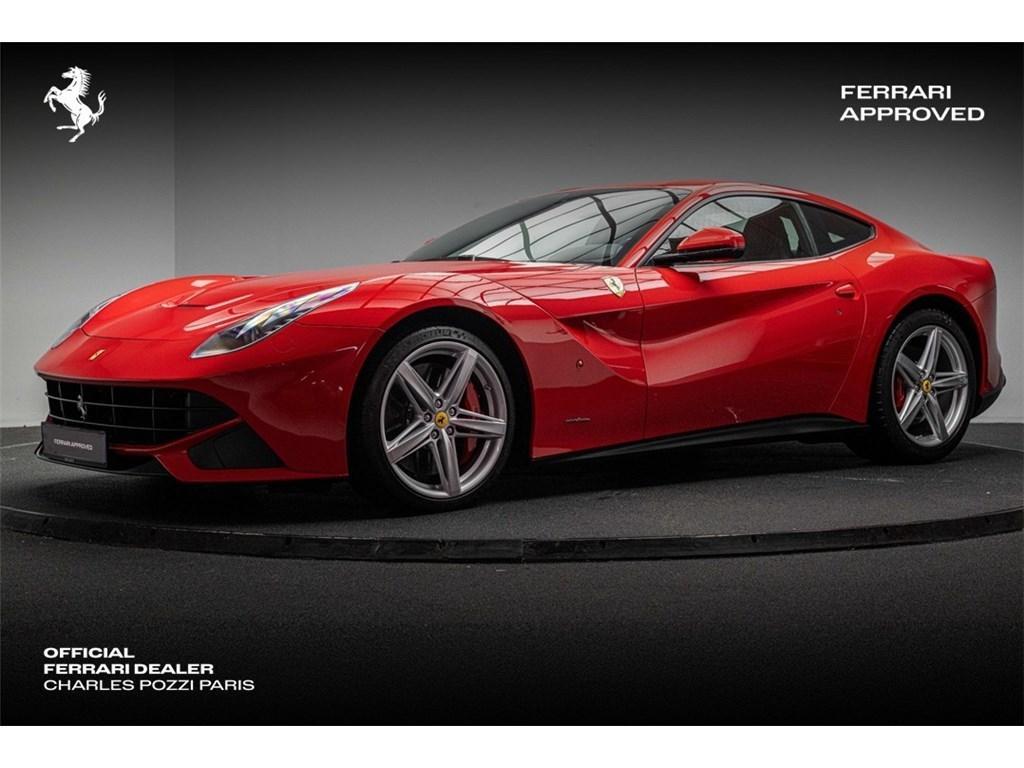 Ferrari F12 berlinetta V12 6.0 740ch -