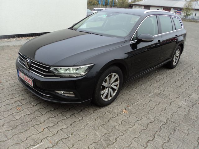 Volkswagen Passat Business 2.0tdi*ACC*NAVI*LED*Kamera*DSG7