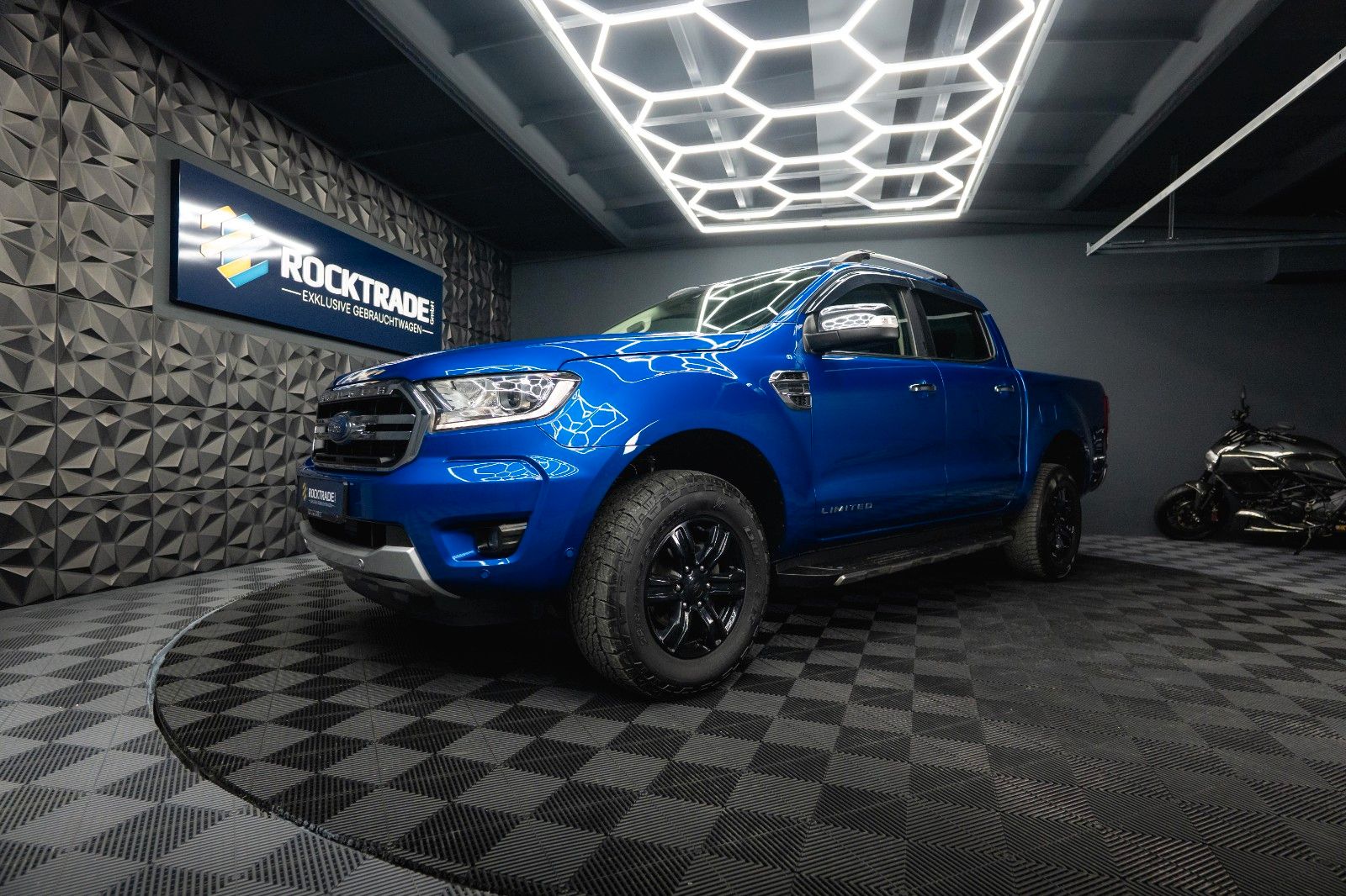 Fahrzeugabbildung Ford Ranger Limited Doppelkabine 4x4 *ACC*LED*DAB*