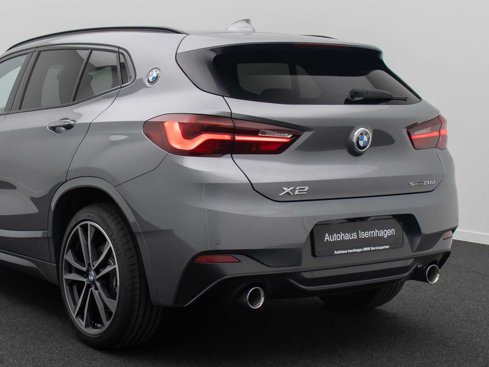 Fahrzeugabbildung BMW X2 sD20d M Sport HUD DAB Kamera HiFi Panoram 19"